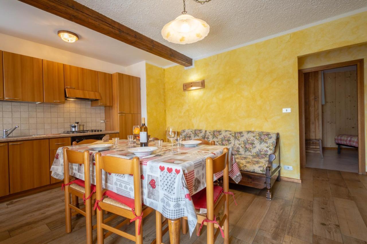 سانت بييرّي Le Vieux Noyer - Appartamenti Al Verde Villaggio Di Rumiod المظهر الخارجي الصورة